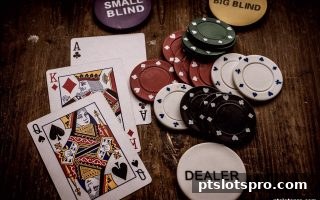 pt电子游戏中的起手牌抉择：概率分析与心理博弈的深度融合