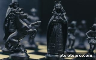 炸金花冲锋陷阵深度攻略：pt电子游戏平台上的高胜率打法与好友奖励机制