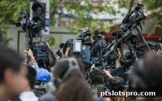pt电子游戏视角：英雄联盟赛事直播观看时长奖励全解析